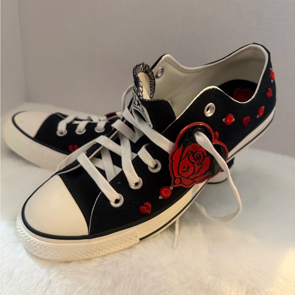 Converse Black and White Low-Top Sneakers with Red Rose Embroidery - Picture 7 of 7
